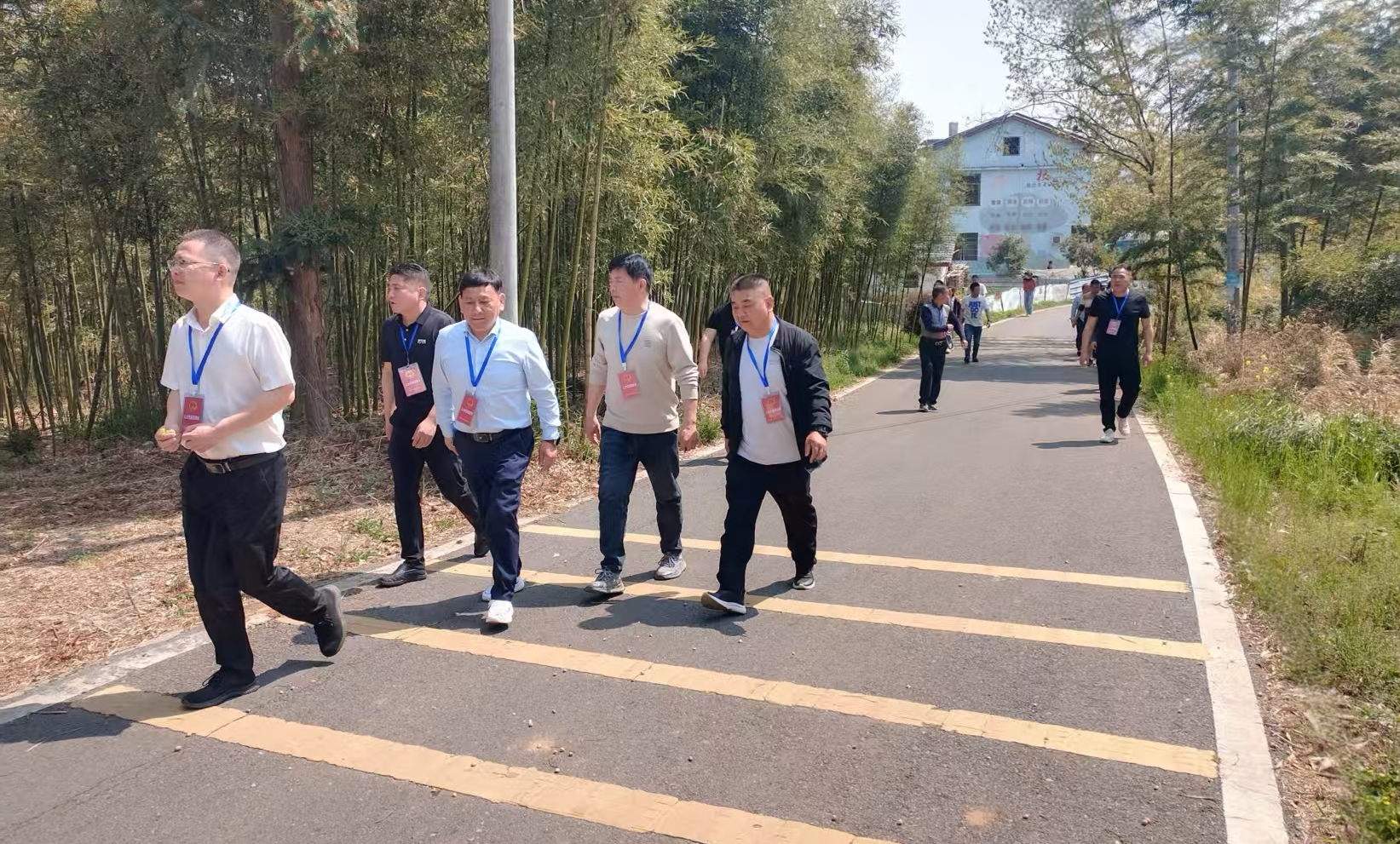 正在上传...