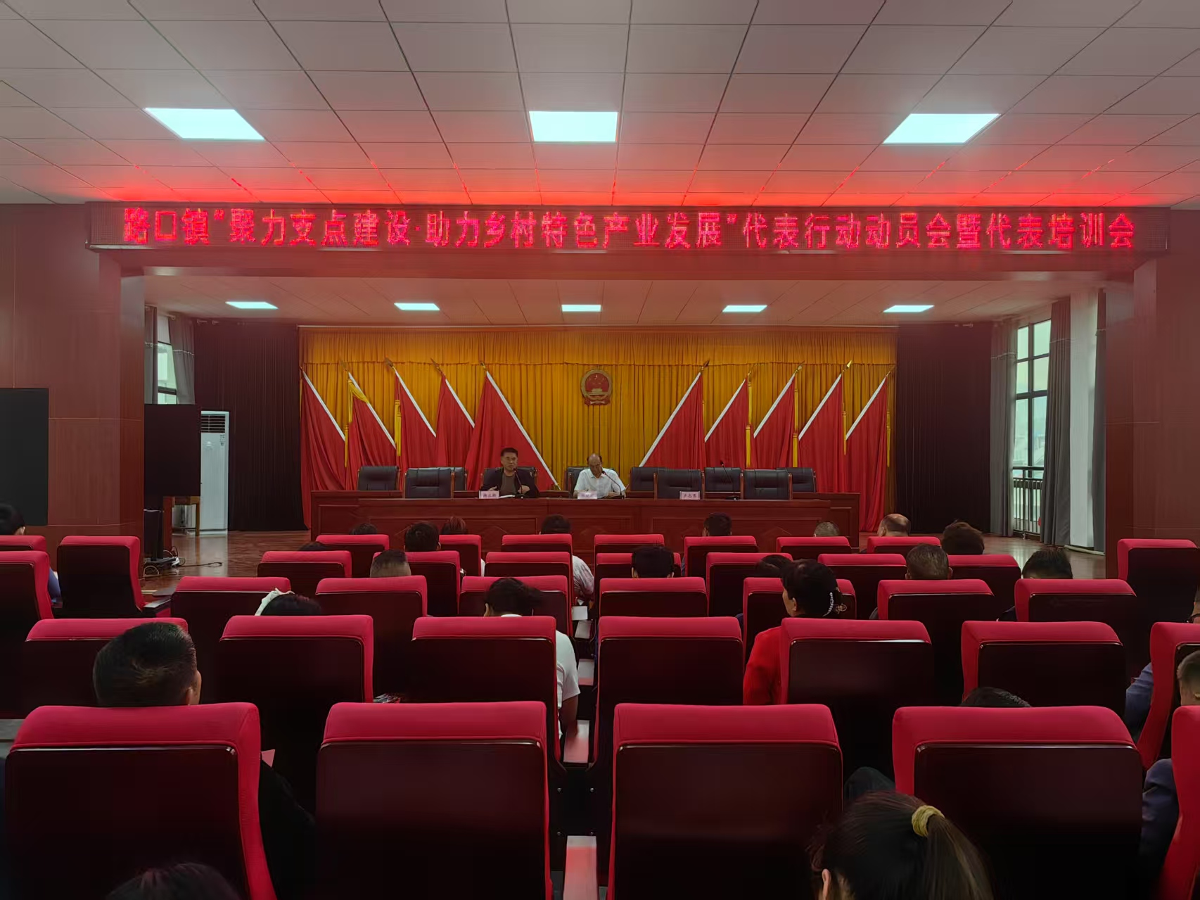 正在上传...