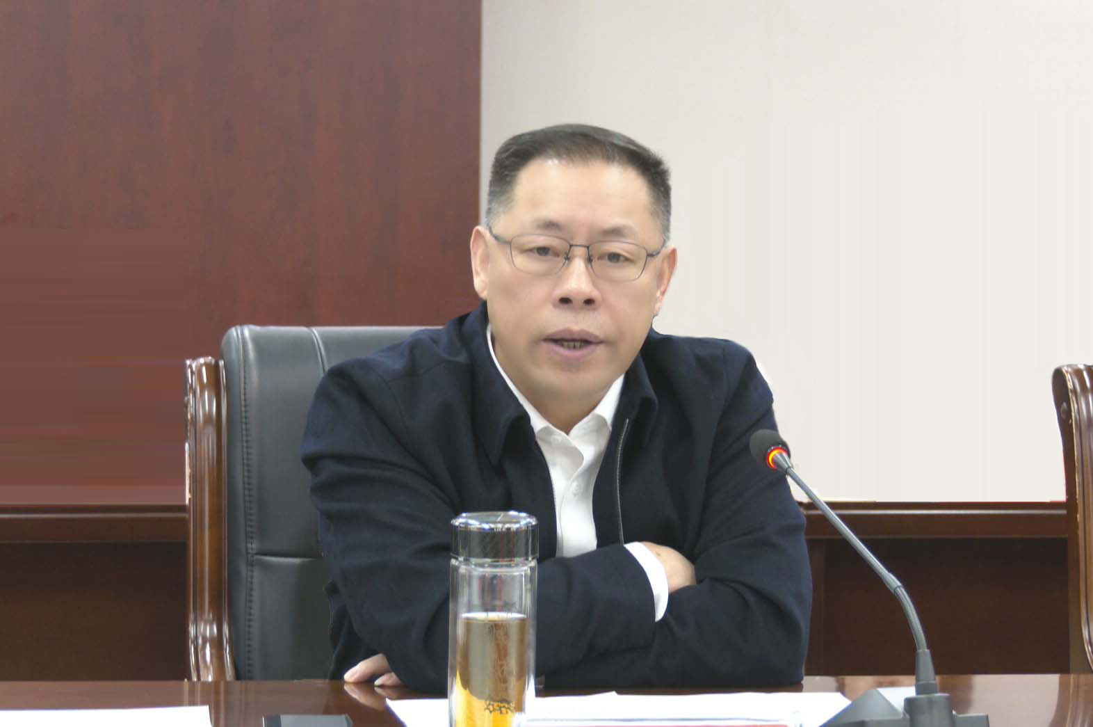 正在上传...